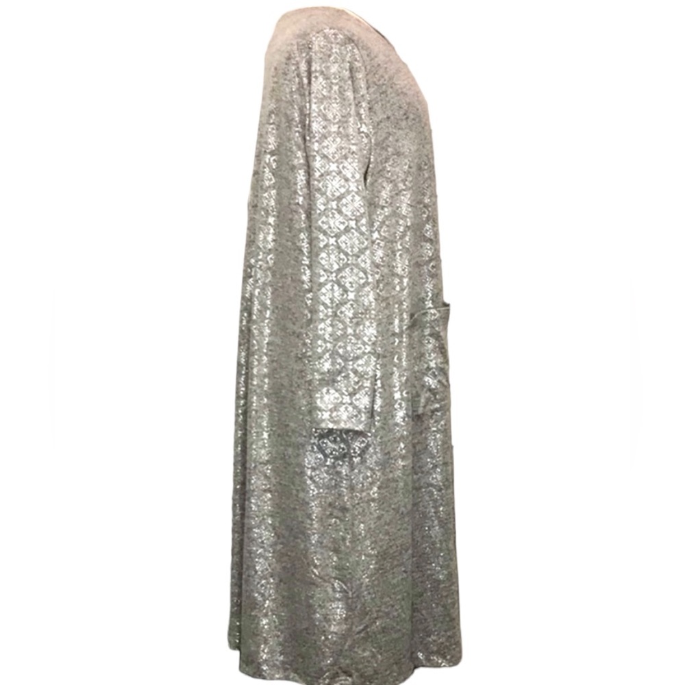 Elegant Silver Cardigan Duster XL - Picture 5 of 15